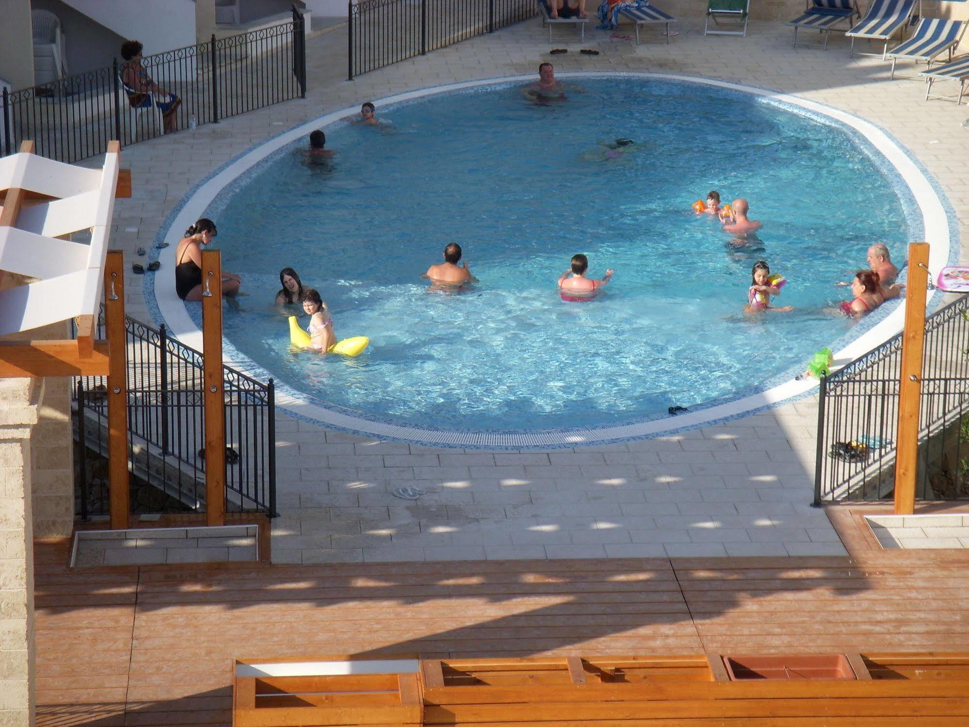 Cala Saracena Aparthotel